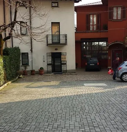 Oda ve Kahvaltı Lago *